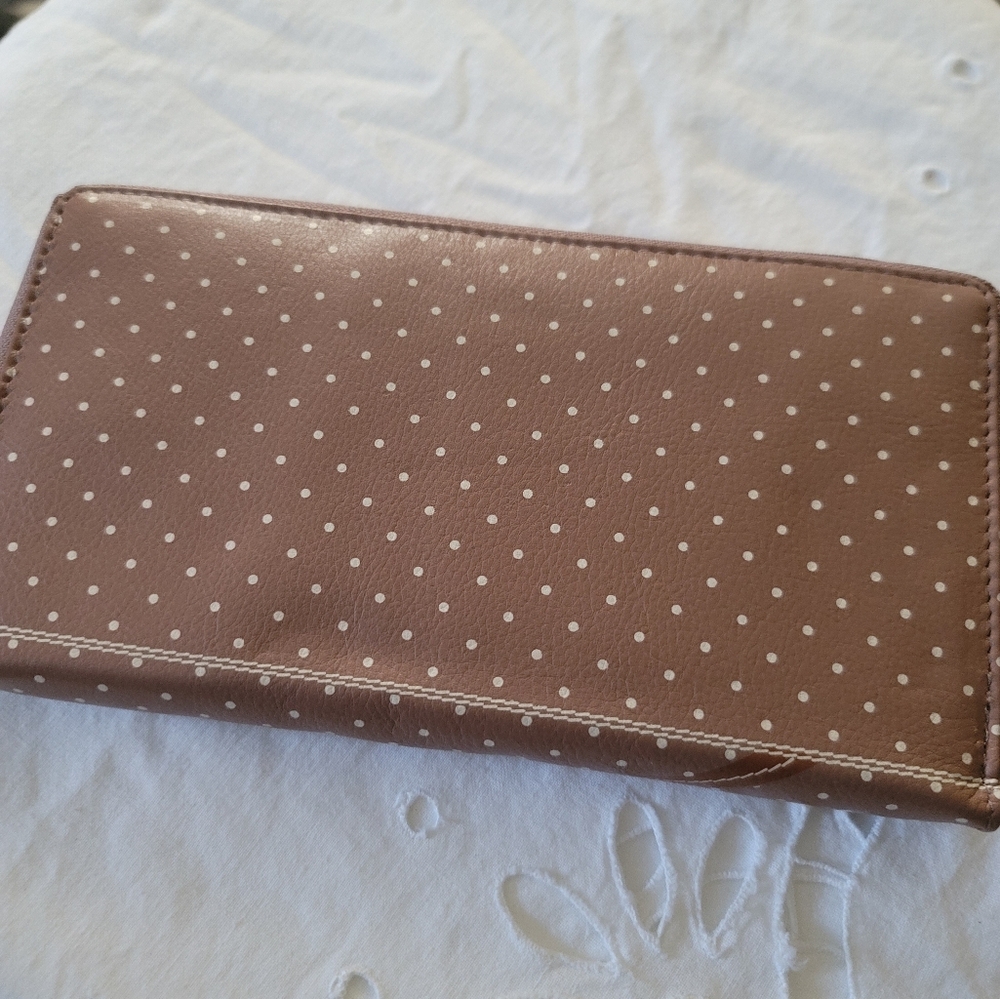 New RFID Wallet - Picture 2 of 9